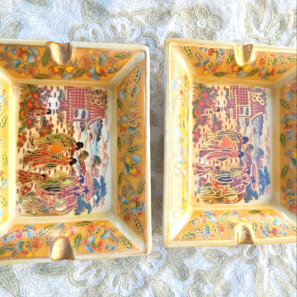 Vintage chinese ashtrays